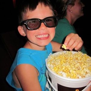 Meet your Posher, Wylee